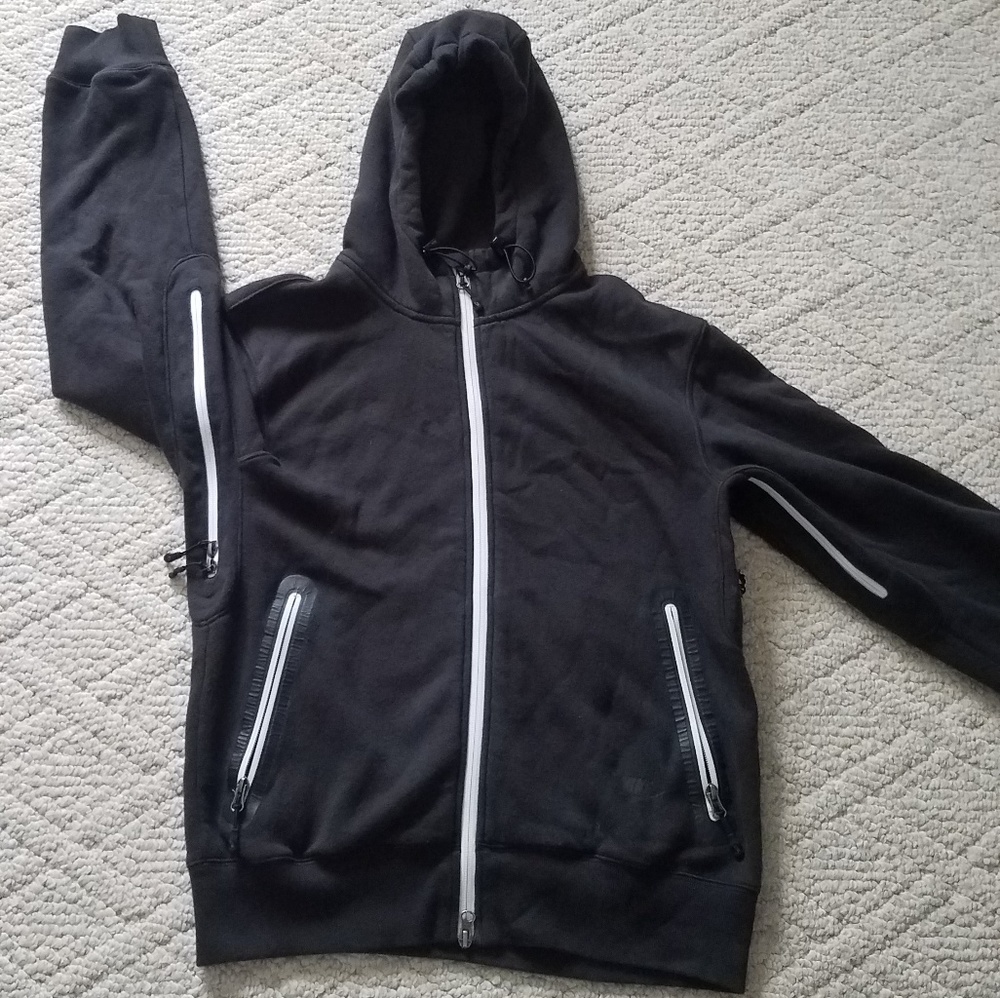 Nike tech fleece